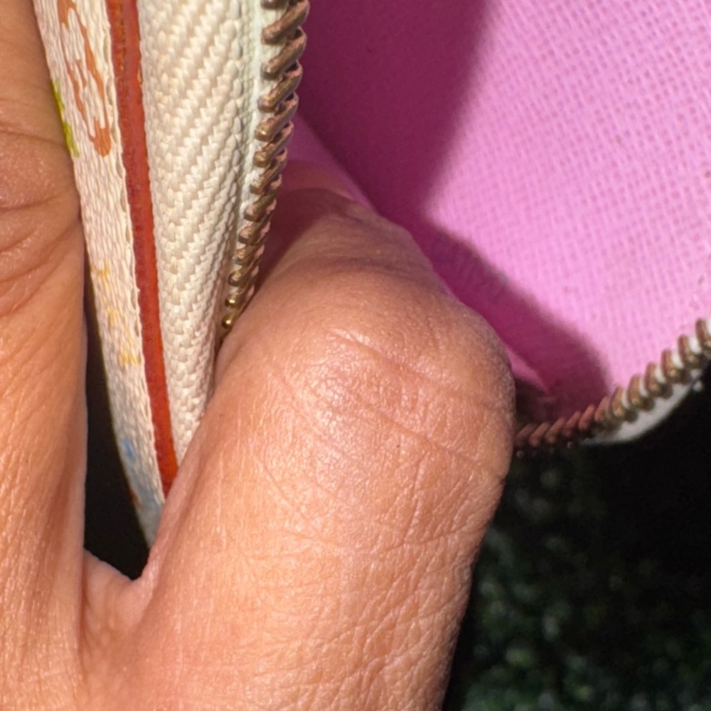 Louis Vuitton Takashi Murukami Wallet - Picture 6 of 6